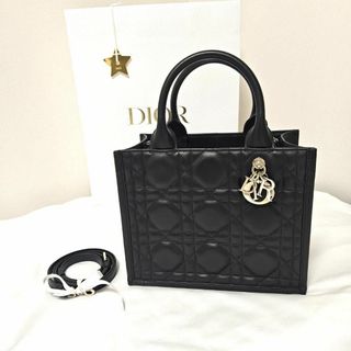 クリスチャンディオール(Christian Dior)の【新品】新作 Dior バッグ スモール ブックトート カナージュ黒 ブラック(トートバッグ)