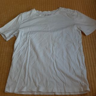 ジーユー(GU)のGU ホワイトTシャツS(Tシャツ(半袖/袖なし))