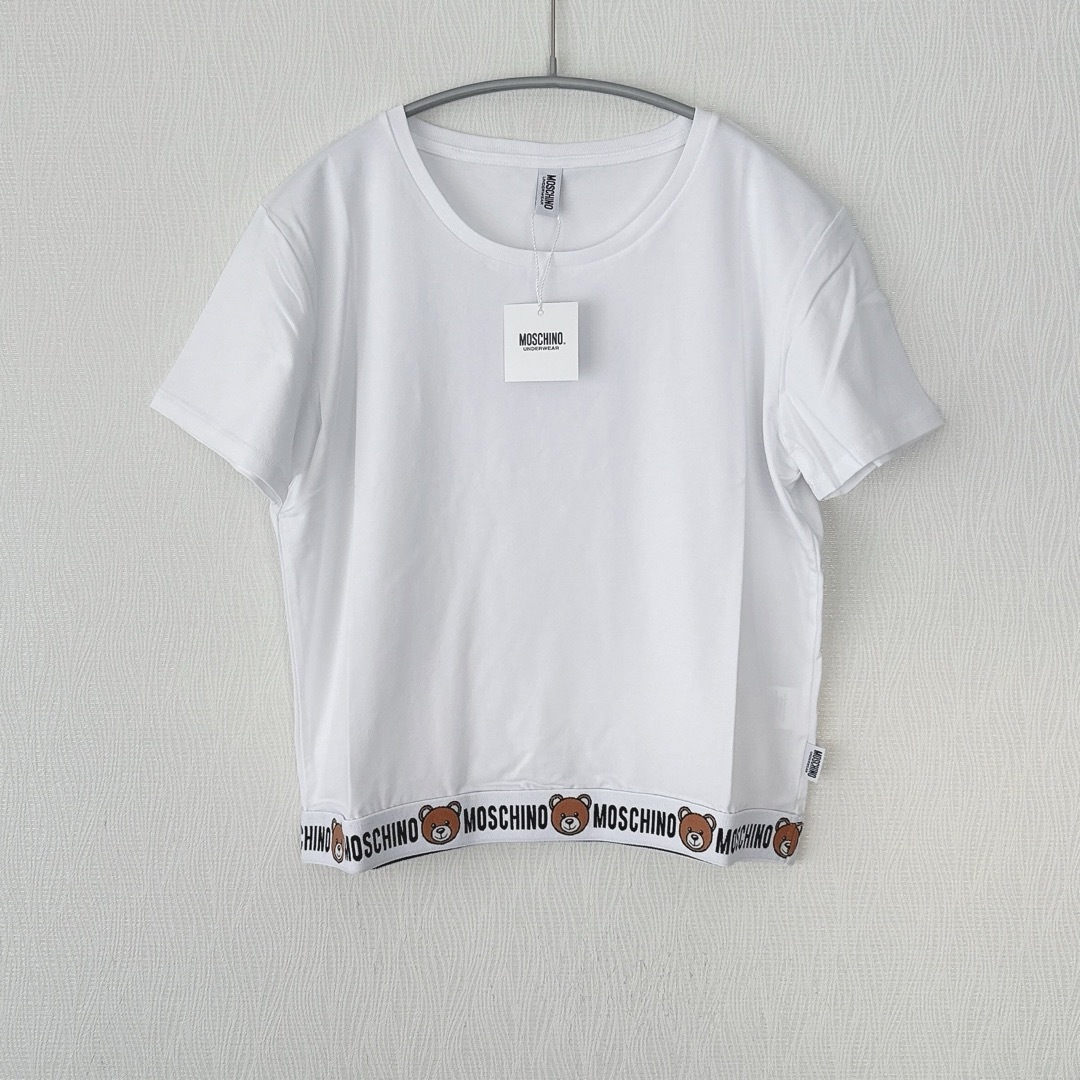 MOSCHINO(モスキーノ)の【新品】MOSCHINO  モスキーノ  ベア ホワイト Tシャツ レディースのトップス(Tシャツ(半袖/袖なし))の商品写真