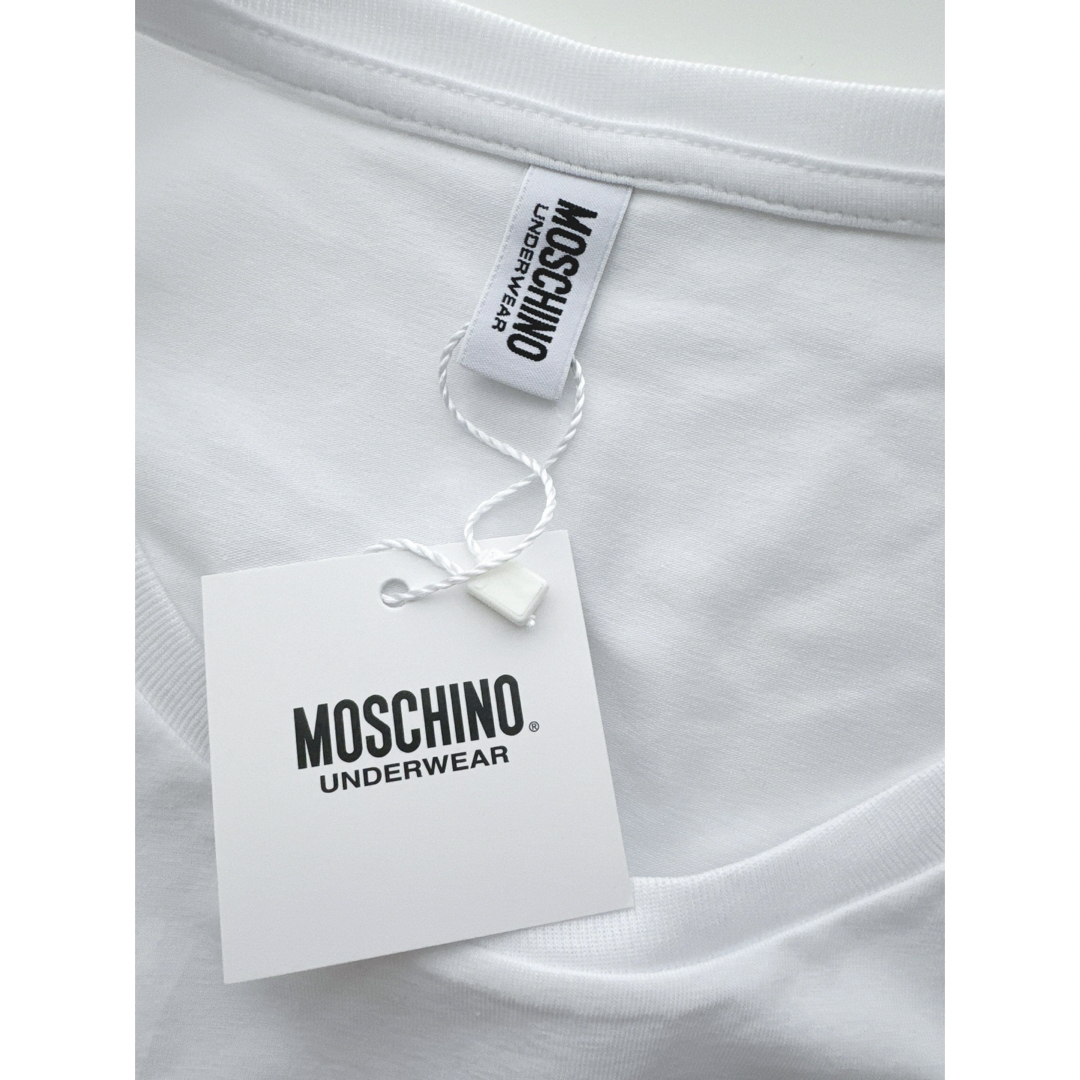 MOSCHINO(モスキーノ)の【新品】MOSCHINO  モスキーノ  ベア ホワイト Tシャツ レディースのトップス(Tシャツ(半袖/袖なし))の商品写真