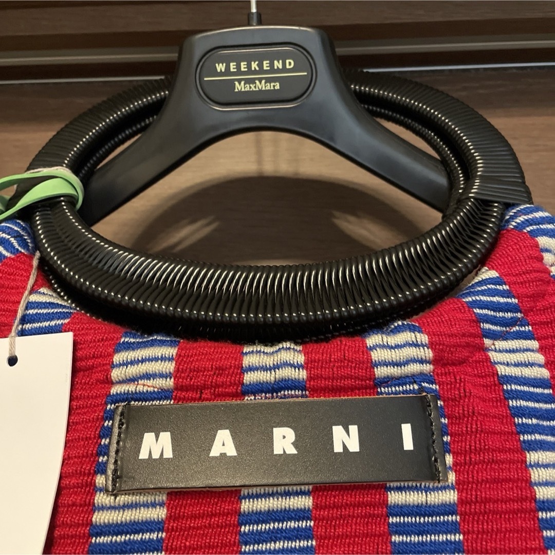 Marni(マルニ)の銀座三越購入 新品タグ付き MARNI マルニマーケット ボートバッグ☆収納袋付 レディースのバッグ(ハンドバッグ)の商品写真