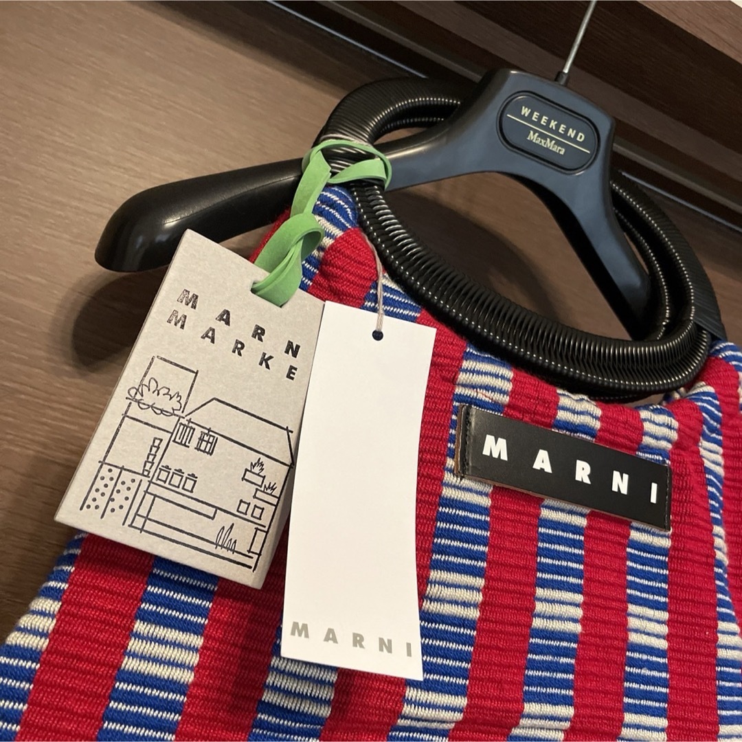 Marni(マルニ)の銀座三越購入 新品タグ付き MARNI マルニマーケット ボートバッグ☆収納袋付 レディースのバッグ(ハンドバッグ)の商品写真