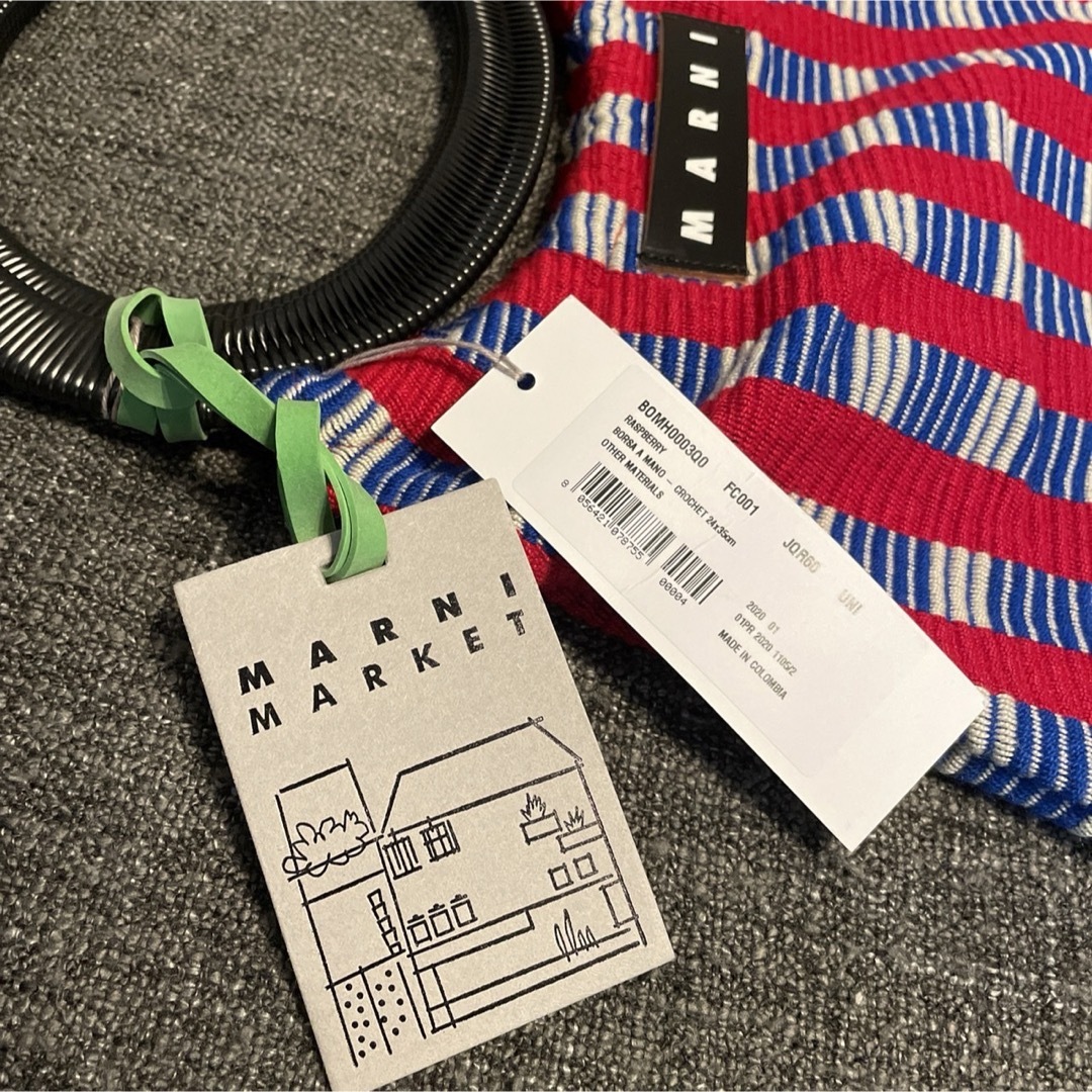 Marni(マルニ)の銀座三越購入 新品タグ付き MARNI マルニマーケット ボートバッグ☆収納袋付 レディースのバッグ(ハンドバッグ)の商品写真