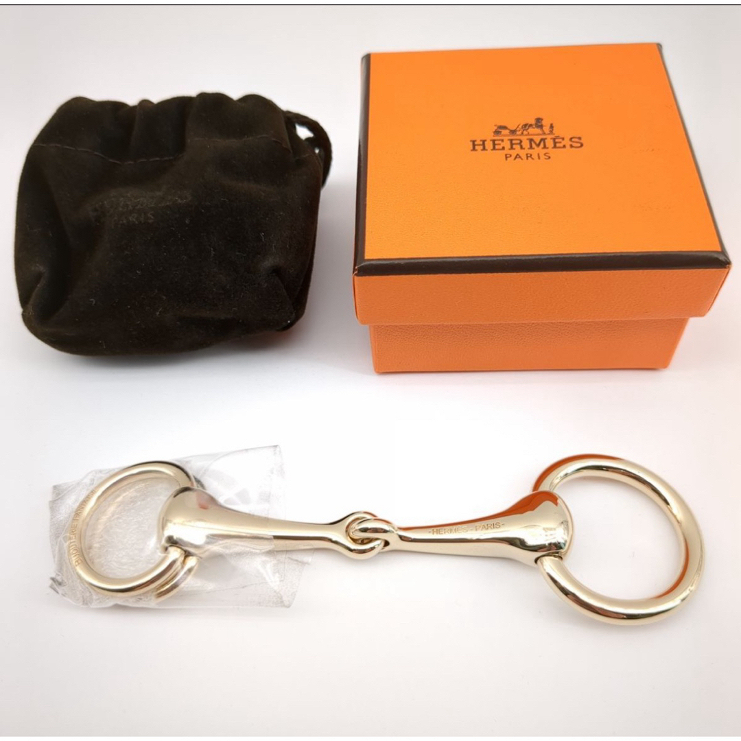 専用 エルメスHERMES 《モール》スカーフリング 90 ゴールド 専用 エルメスHERMES 《モール》スカーフリング 90 ゴールド