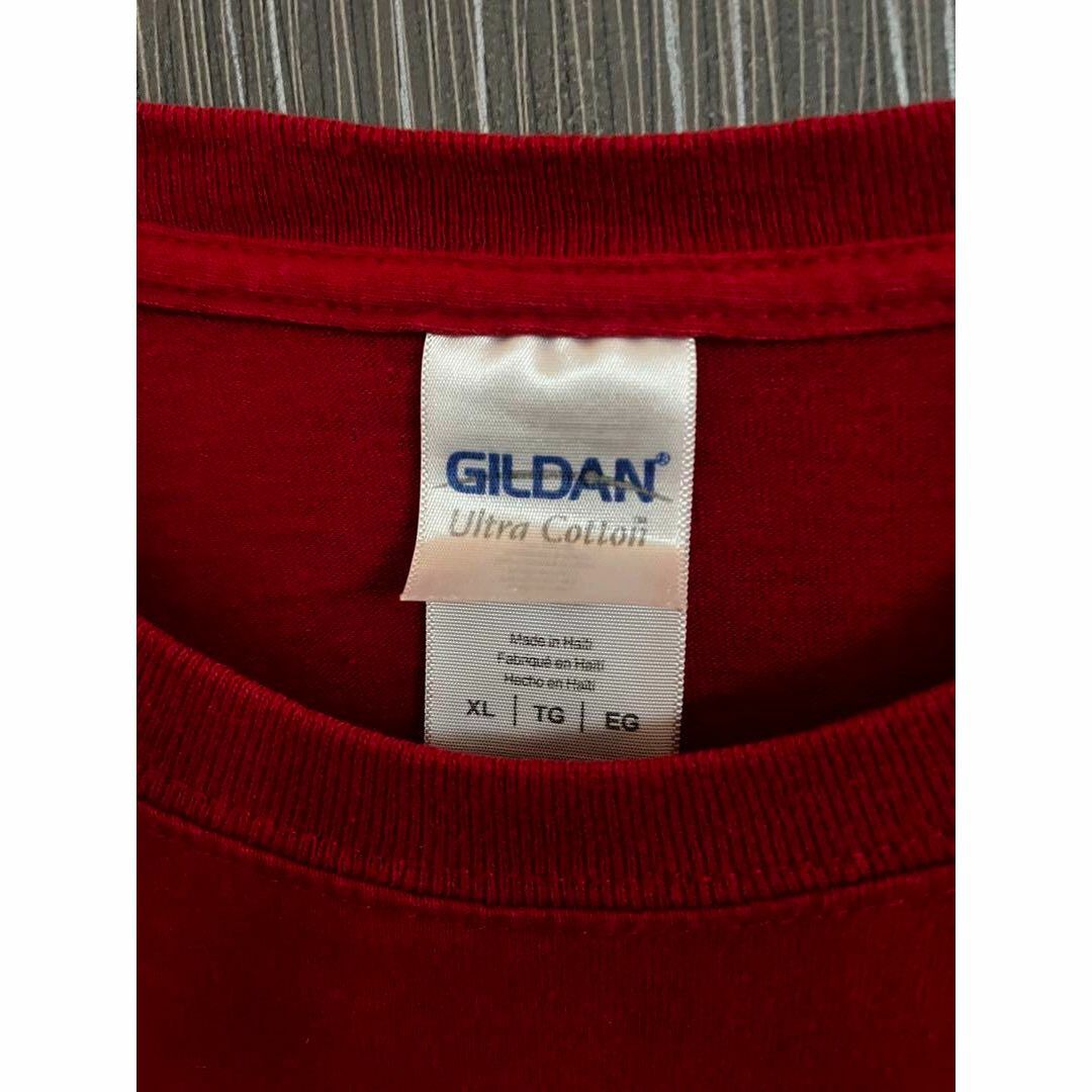 GILDAN(ギルタン)のGILDAN ギルダン　Tシャツ　赤　コットン100%　オーバーサイズ　古着男子 メンズのトップス(Tシャツ/カットソー(半袖/袖なし))の商品写真