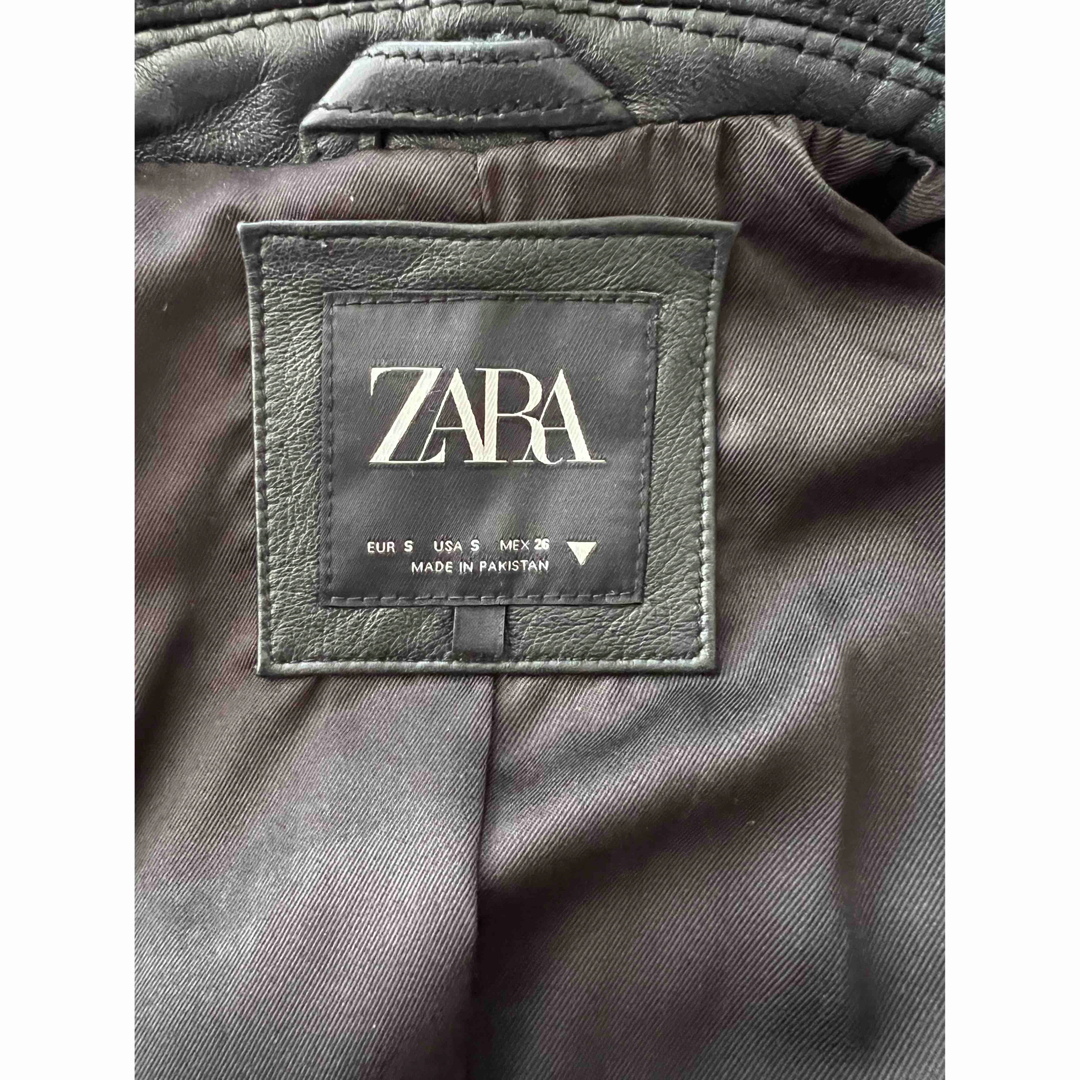 ZARA(ザラ)のZARA/本革ライダースジャケット/ブラック レディースのジャケット/アウター(ライダースジャケット)の商品写真