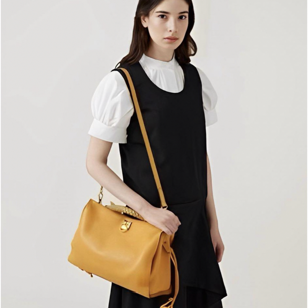 Mulberry(マルベリー)のmulberry マルベリー アイリス 新品未使用ショルダーバッグ ハンドバッグ レディースのバッグ(ショルダーバッグ)の商品写真