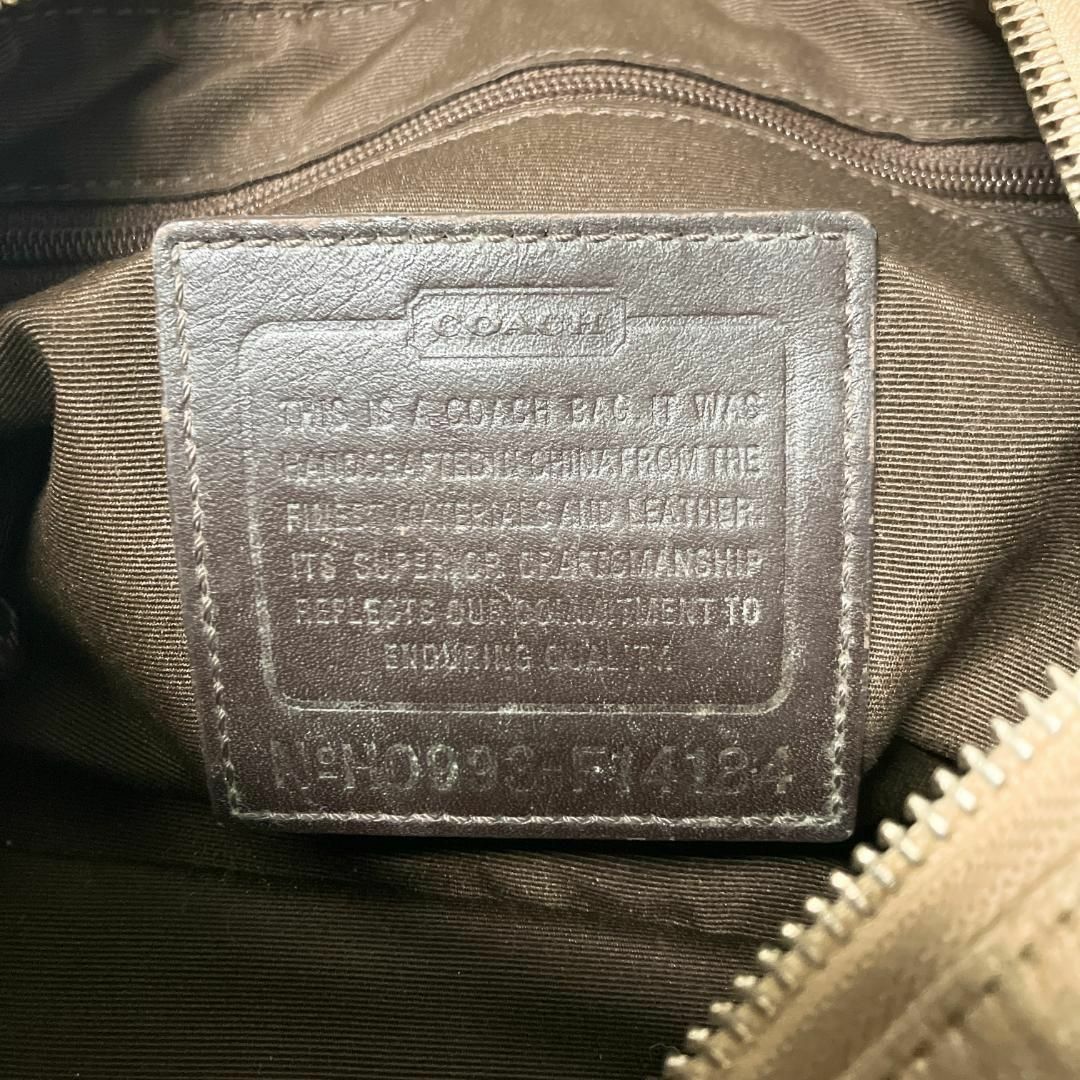 COACH(コーチ)のレア✨COACHコーチショルダーバッグハンドバッグブラウン茶ゴールドシグネチャー レディースのバッグ(ショルダーバッグ)の商品写真