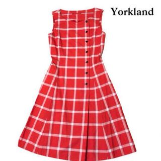 Yorkland - Yorkland タータンチェック　膝丈　ノースリーブワンピース　赤