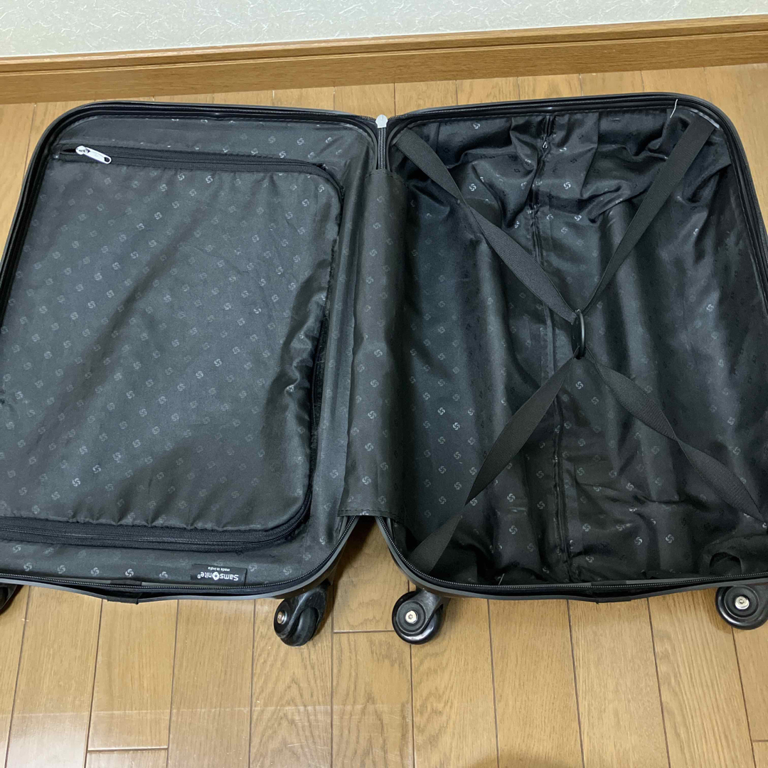 Samsonite(サムソナイト)のサムソナイト　Samsonite スーツケース　軽量　キャリーケース　鞄 レディースのバッグ(スーツケース/キャリーバッグ)の商品写真