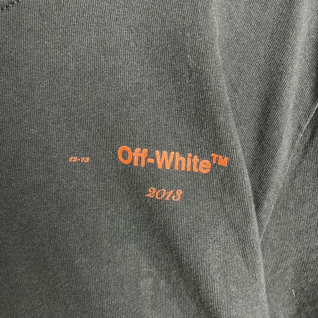 OFF-WHITE(オフホワイト)の【希少デザイン】オフホワイト☆クロスアロー 刺繍バックロゴＴシャツ 定番カラー メンズのトップス(Tシャツ/カットソー(半袖/袖なし))の商品写真