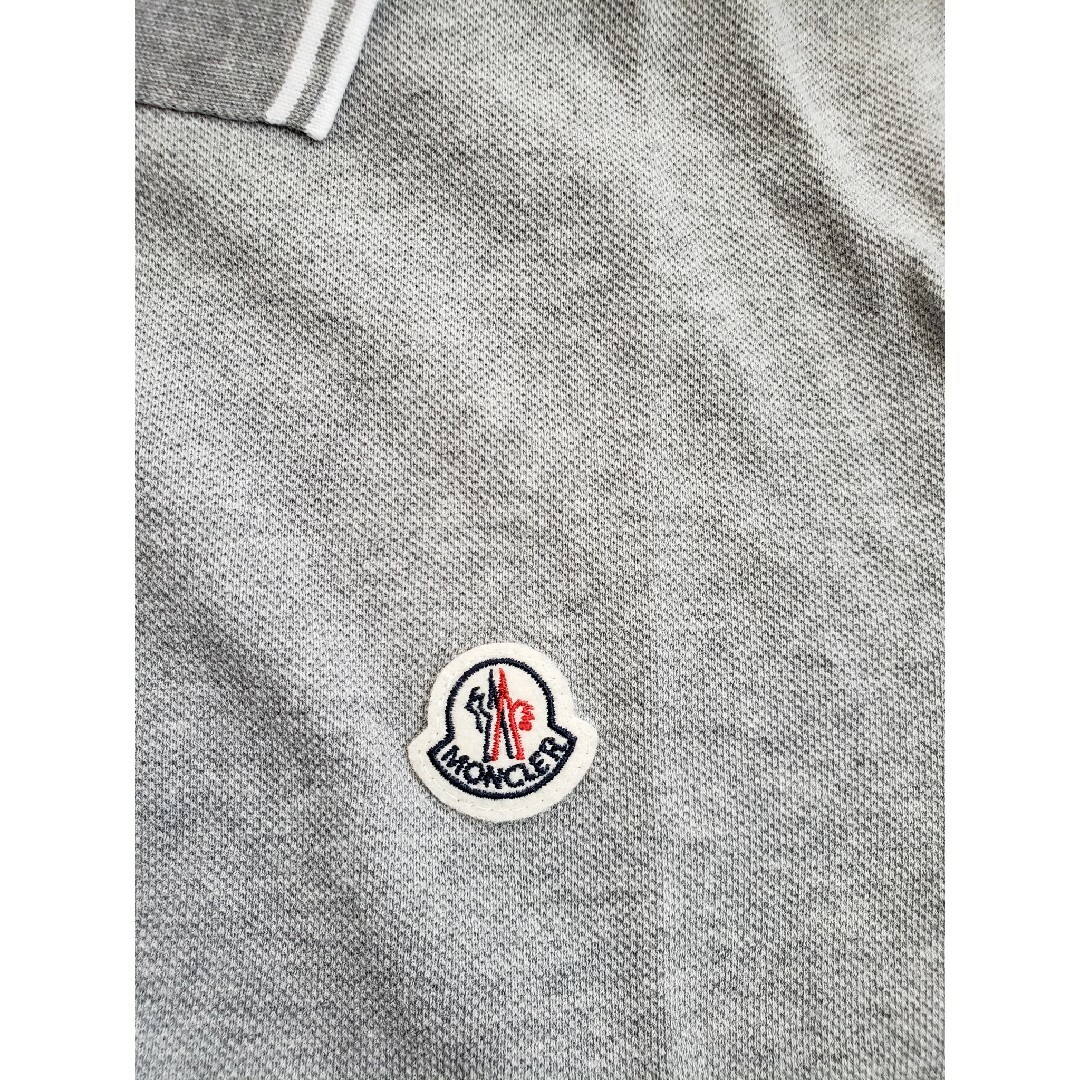 MONCLER(モンクレール)の【未使用】モンクレール　MONCLER　ポロシャツ　半袖　グレー　size S メンズのトップス(ポロシャツ)の商品写真