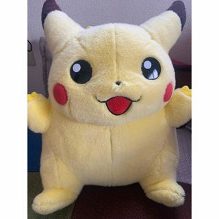 ポケモン(ポケモン)の初期型ピカチュウぬいぐるみ(キャラクターグッズ)