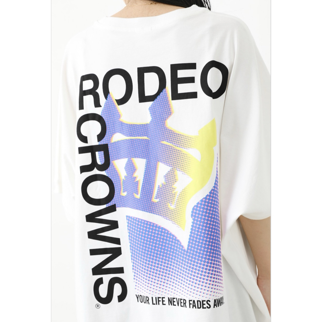 RODEO CROWNS WIDE BOWL(ロデオクラウンズワイドボウル)のロデオ★Halftone Logoビッグワンピース（オフホワイト） レディースのワンピース(ミニワンピース)の商品写真