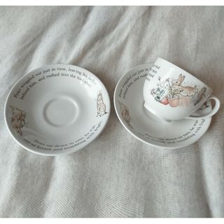 ウェッジウッド(WEDGWOOD)のWEDGWOOD ピーターラビット カップ&ソーサー　セット(食器)