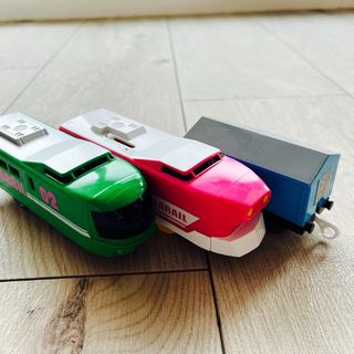 タカラトミー(Takara Tomy)のプラレール車両(電車のおもちゃ/車)