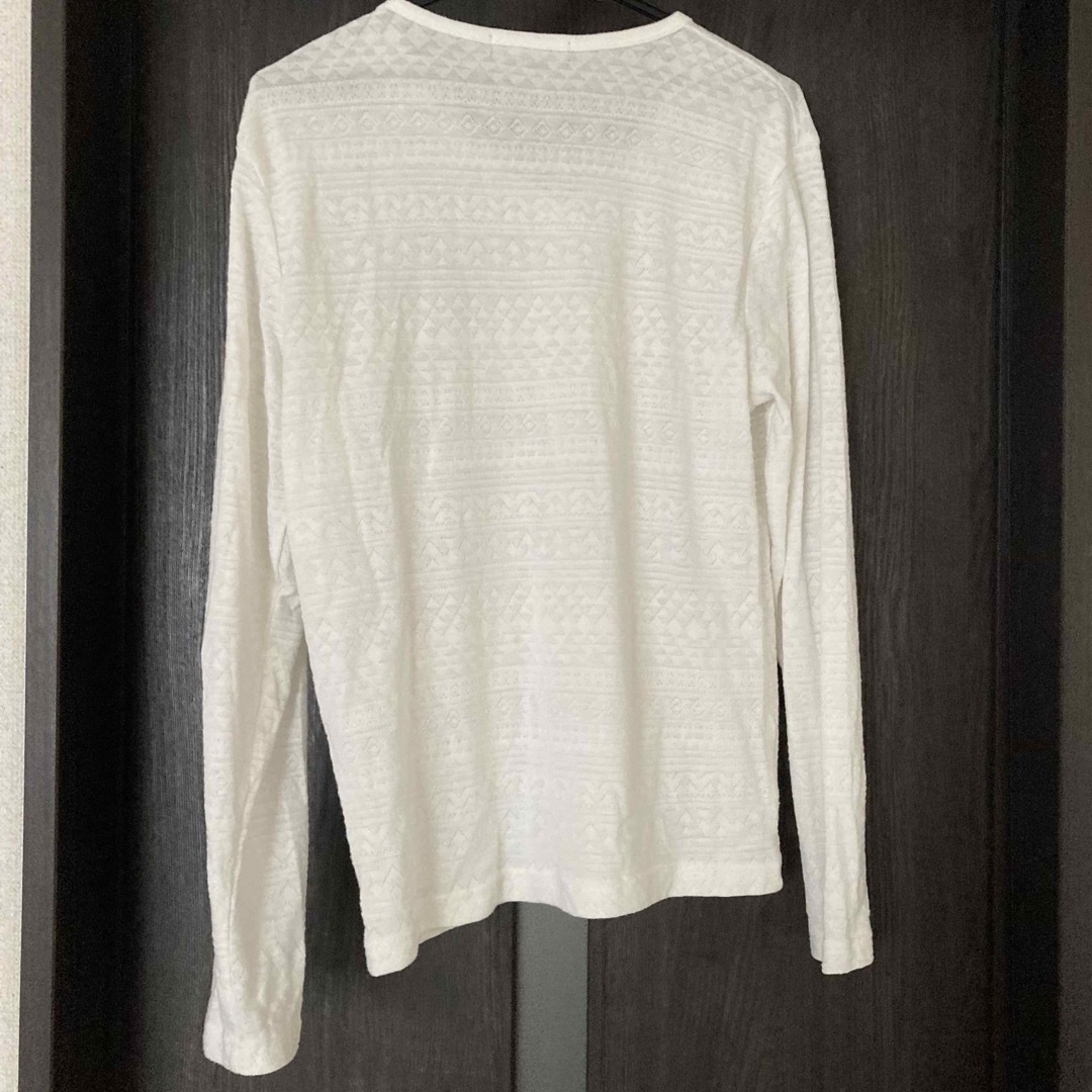 ライトオン　長袖　Tシャツ　ホワイト　Ｍサイズ メンズのトップス(Tシャツ/カットソー(七分/長袖))の商品写真