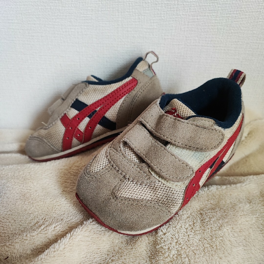 asics(アシックス)のアシックス スニーカー 14cm キッズ/ベビー/マタニティのベビー靴/シューズ(~14cm)(スニーカー)の商品写真