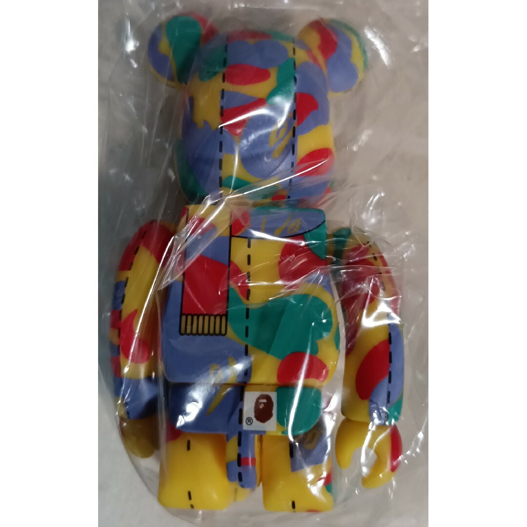 BE@RBRICK　８体　ベアブリック BAPE PLAY エイプ　カモ柄 ハンドメイドのおもちゃ(フィギュア)の商品写真