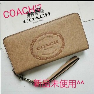 コーチ(COACH)の【新品未使用】新作★COACH可愛い長財布 CN353 - レザー ベージュ(財布)