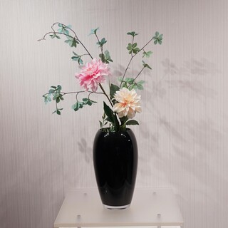 フラワーベース ブラック ガラス 造花付き 花瓶 ナチュラル(花瓶)