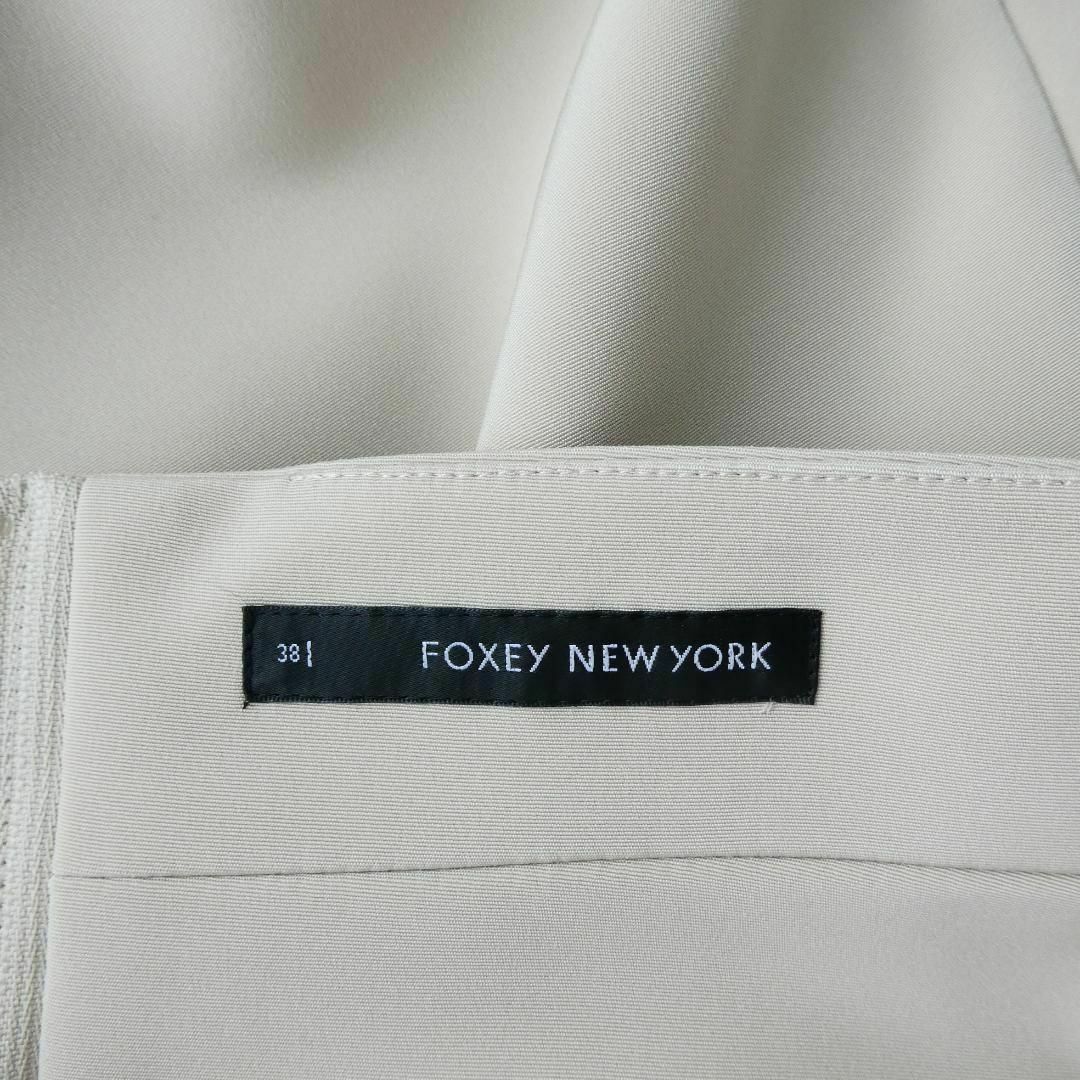 FOXEY NEW YORK(フォクシーニューヨーク)の極美品 FOXEY NEW YORK 膝丈 ミディ丈 台形スカート レディースのスカート(ひざ丈スカート)の商品写真