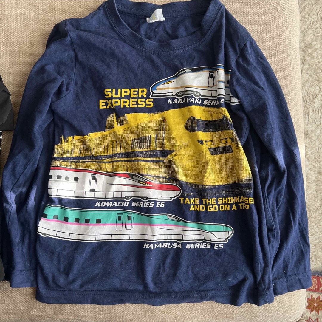 TRAIN GARAGE 120サイズ　ロングTシャツ　ネイビー キッズ/ベビー/マタニティのキッズ服男の子用(90cm~)(Tシャツ/カットソー)の商品写真