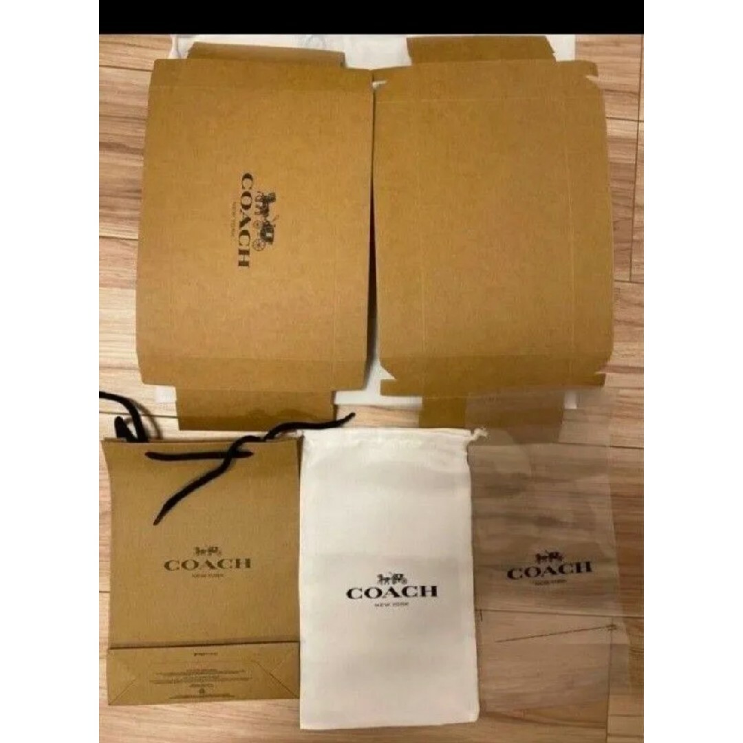 COACH(コーチ)の【新品未使用】COACH   三つ折り財布ミディアム グレース ウォレット レディースのファッション小物(財布)の商品写真