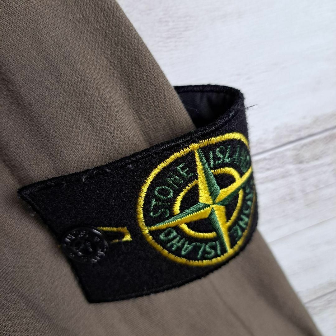 STONE ISLAND(ストーンアイランド)の【入手困難】ストーンアイランド ロングTシャツ スウェット 勲章 ワッペン ロゴ メンズのトップス(Tシャツ/カットソー(七分/長袖))の商品写真