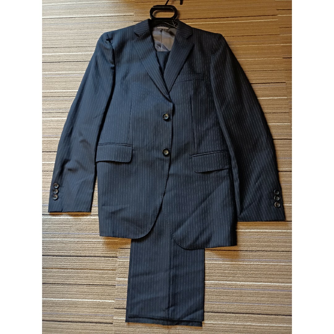 JUNMEN(ジュンメン)のセットアップ スーツ JUNMEN S 紺ストライプ 未使用 少々難アリで格安 メンズのスーツ(セットアップ)の商品写真