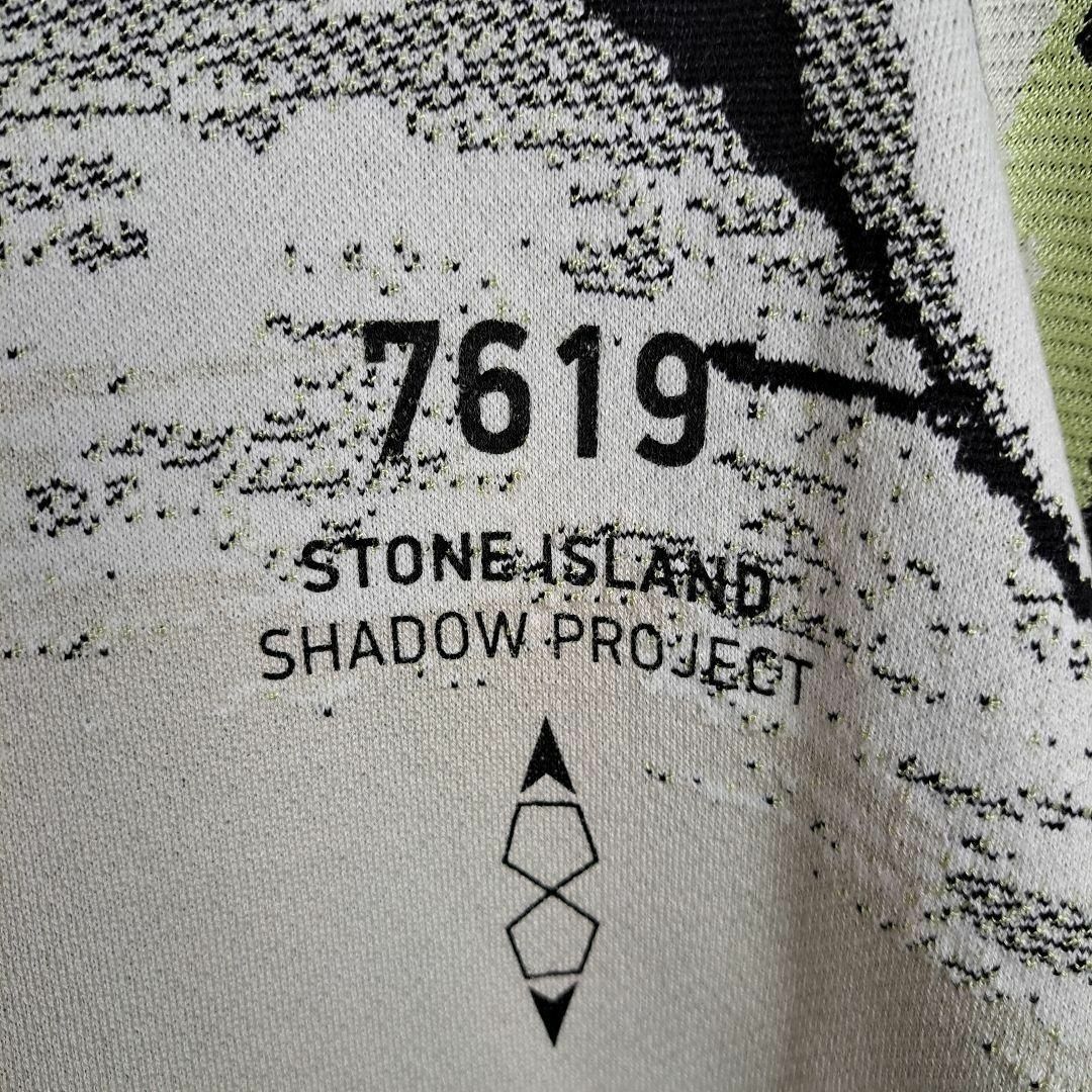 STONE ISLAND(ストーンアイランド)の【美品】ストーンアイランド ニット 総柄 勲章 ワッペン 同色 シャドウ L メンズのトップス(ニット/セーター)の商品写真