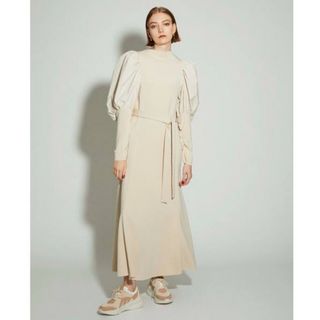 emmi atelier - 【emmi atelier】エミ　袖コンシャスカットコンビワンピース