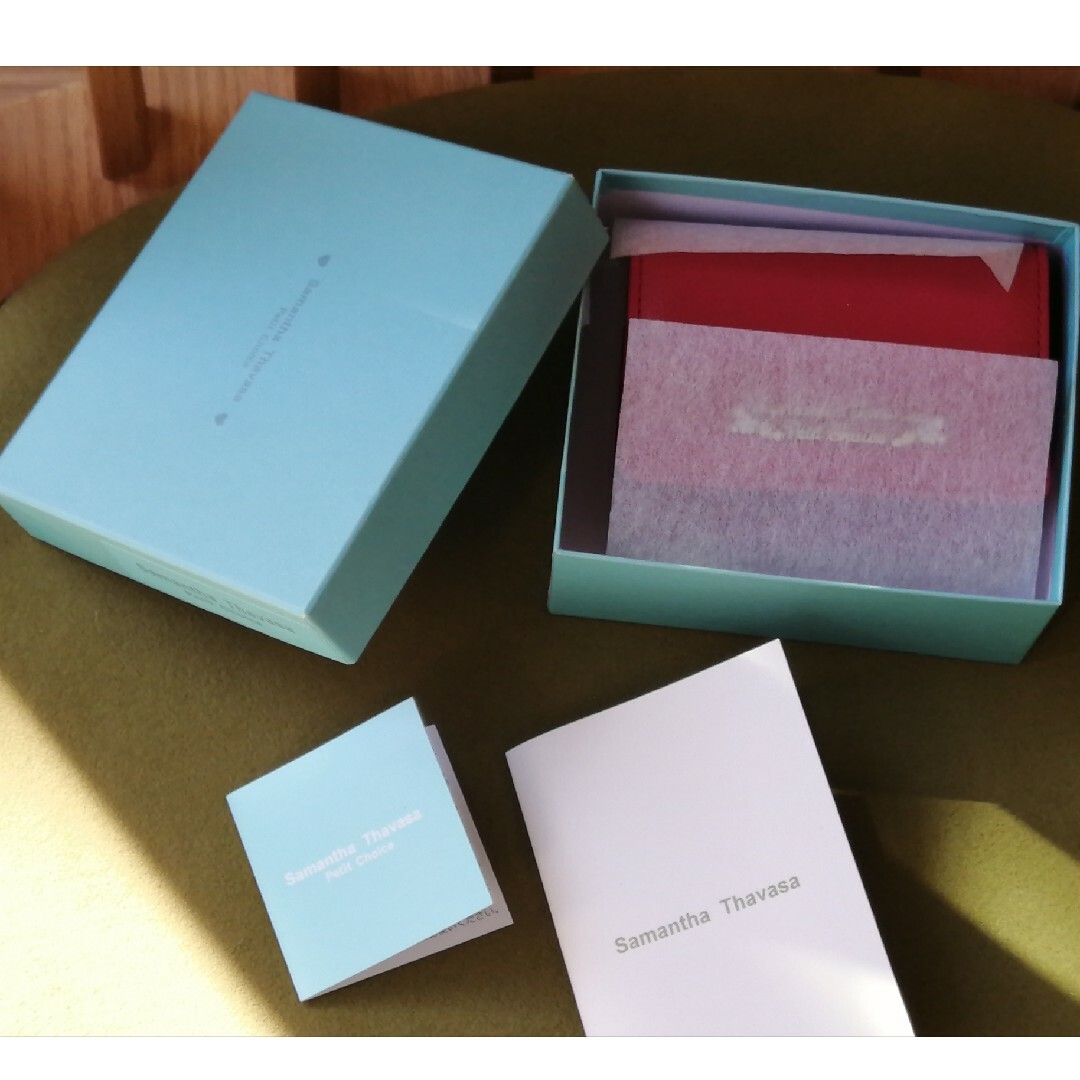 Samantha Thavasa(サマンサタバサ)の未使用品　サマンサタバサ　ピンクラメレザービジュミニ財布 レディースのファッション小物(財布)の商品写真