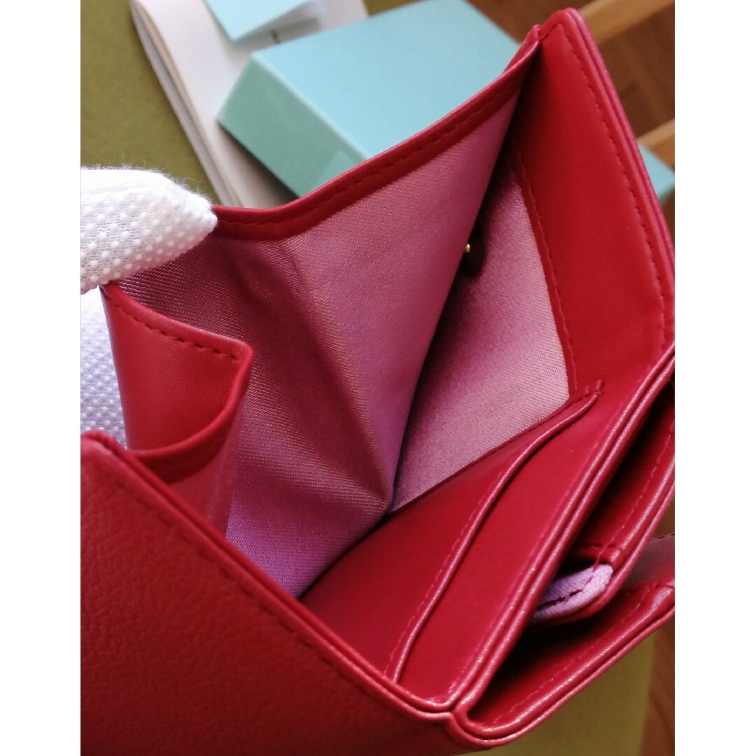 Samantha Thavasa(サマンサタバサ)の未使用品　サマンサタバサ　ピンクラメレザービジュミニ財布 レディースのファッション小物(財布)の商品写真