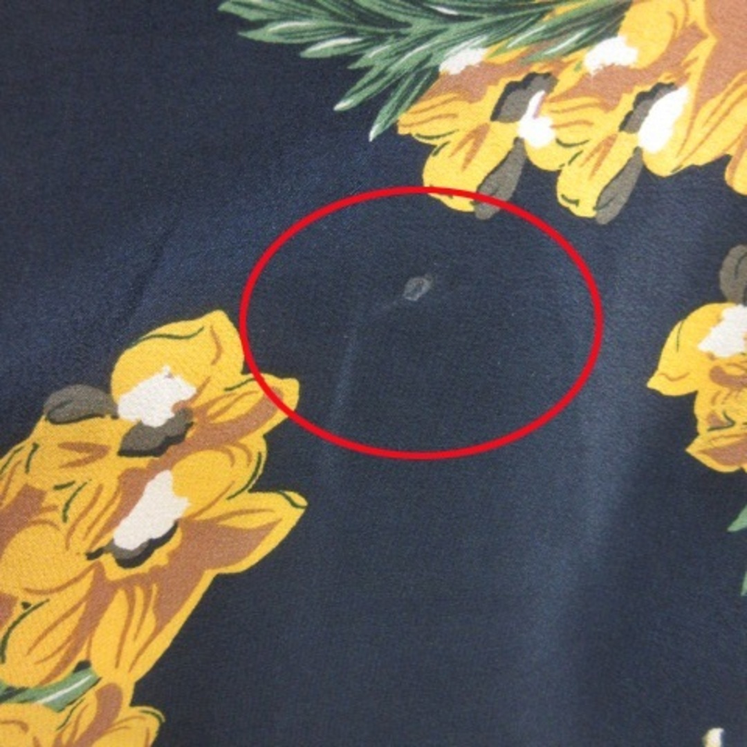 MACPHEE(マカフィー)のマカフィー ブラウス プルオーバー 五分袖 花柄 絹 シルク 38 紺 黄色 レディースのトップス(その他)の商品写真
