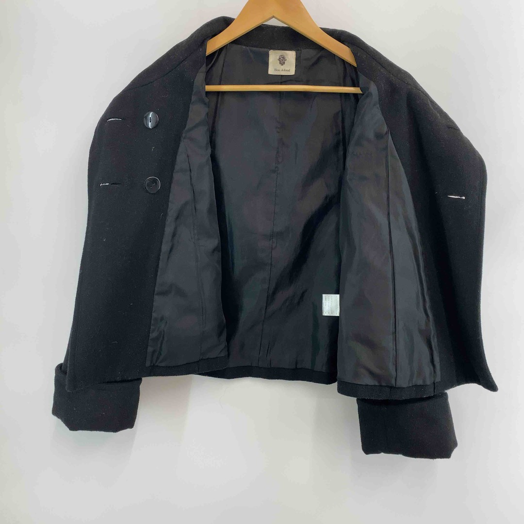 Bou Jeloud(ブージュルード)のBou Jeloud ブージュルー　黒　ブラック　ショートコート　レディース レディースのジャケット/アウター(ピーコート)の商品写真