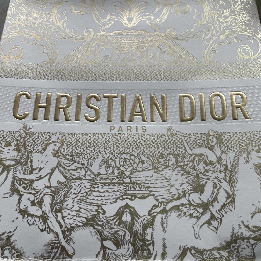 Dior(ディオール)のDIOR ショッパー付き　サンプル3点セット コスメ/美容のキット/セット(サンプル/トライアルキット)の商品写真