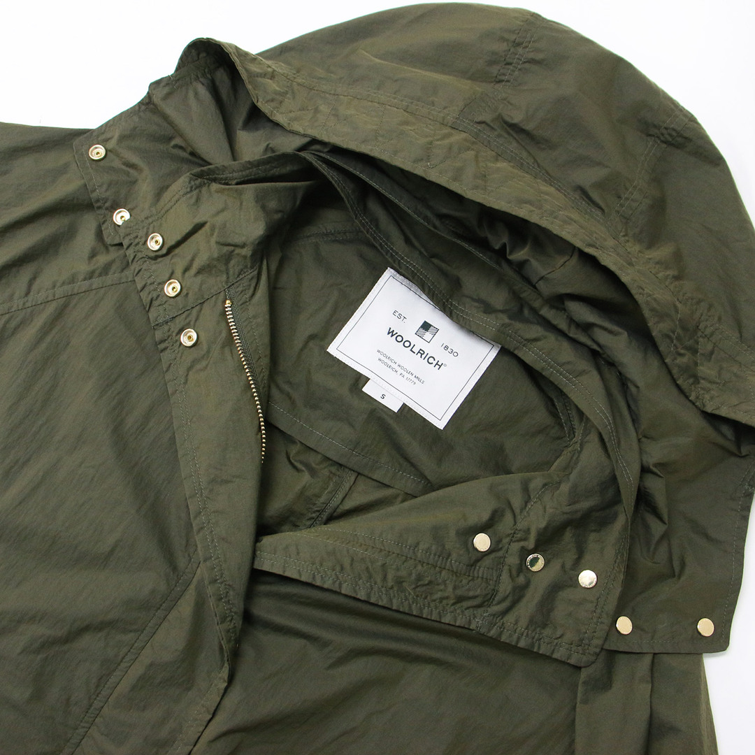 WOOLRICH(ウールリッチ)のWoolRich ウールリッチ ジャケット ブルゾン カーキ S ANORAK アノラック コクーン ナイロン ドルマンスリーブ 薄手 アウター シンプル カジュアル 大人 きれいめ ミリタリー【レディース】【中古】 レディースのジャケット/アウター(ナイロンジャケット)の商品写真