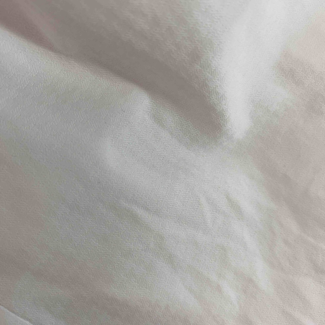 Paul Smith(ポールスミス)のPaul Smith ポールスミス　白　ホワイト　地模様あり　 メンズ 長袖シャツ メンズのトップス(Tシャツ/カットソー(七分/長袖))の商品写真