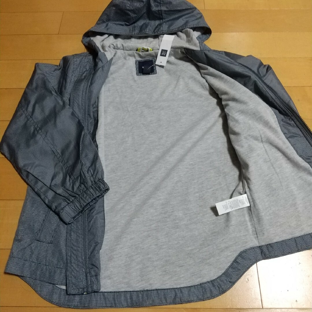 GAP Kids(ギャップキッズ)のGapKids ウインドブレーカー130 キッズ/ベビー/マタニティのキッズ服男の子用(90cm~)(ジャケット/上着)の商品写真