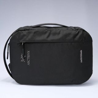 アークテリクス(ARC'TERYX)の【ほぼ新品✨激レア】アークテリクス スイッチブレード ショルダーバッグ(バッグパック/リュック)