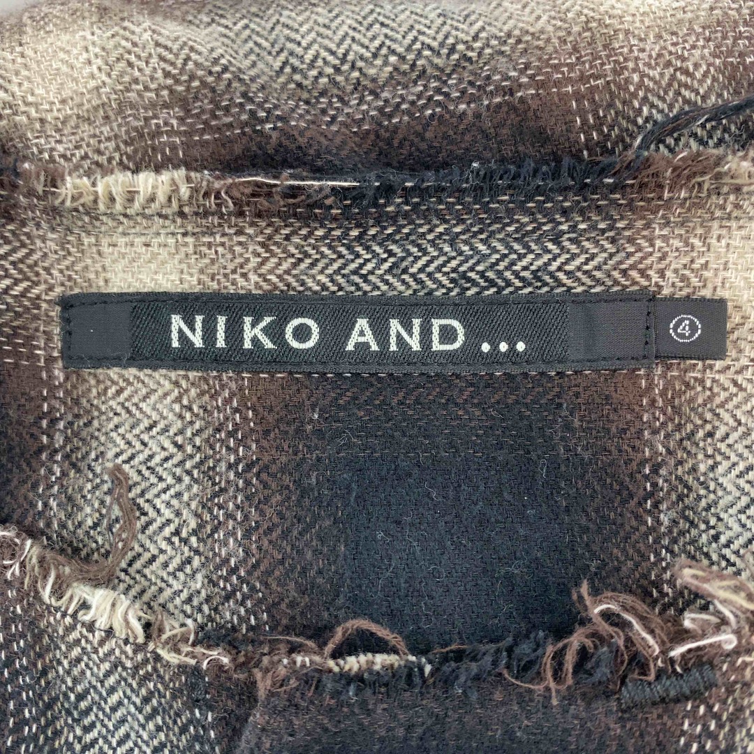 niko and...(ニコアンド)のniko and... ニコアンド　茶系　ノーカラー　 メンズ 長袖シャツ メンズのトップス(シャツ)の商品写真