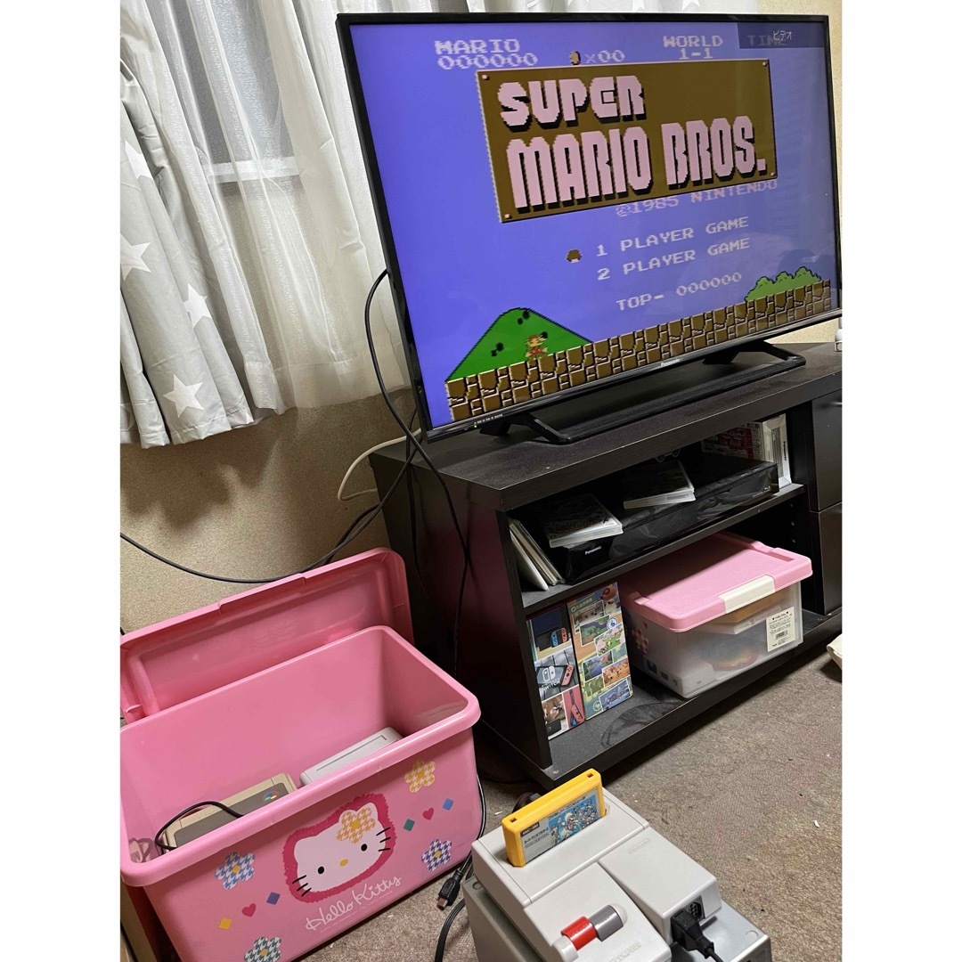 ファミリーコンピュータ(ファミリーコンピュータ)のFCファミコンソフト スーパーマリオブラザーズ 後期版 FFマーク エンタメ/ホビーのゲームソフト/ゲーム機本体(家庭用ゲームソフト)の商品写真