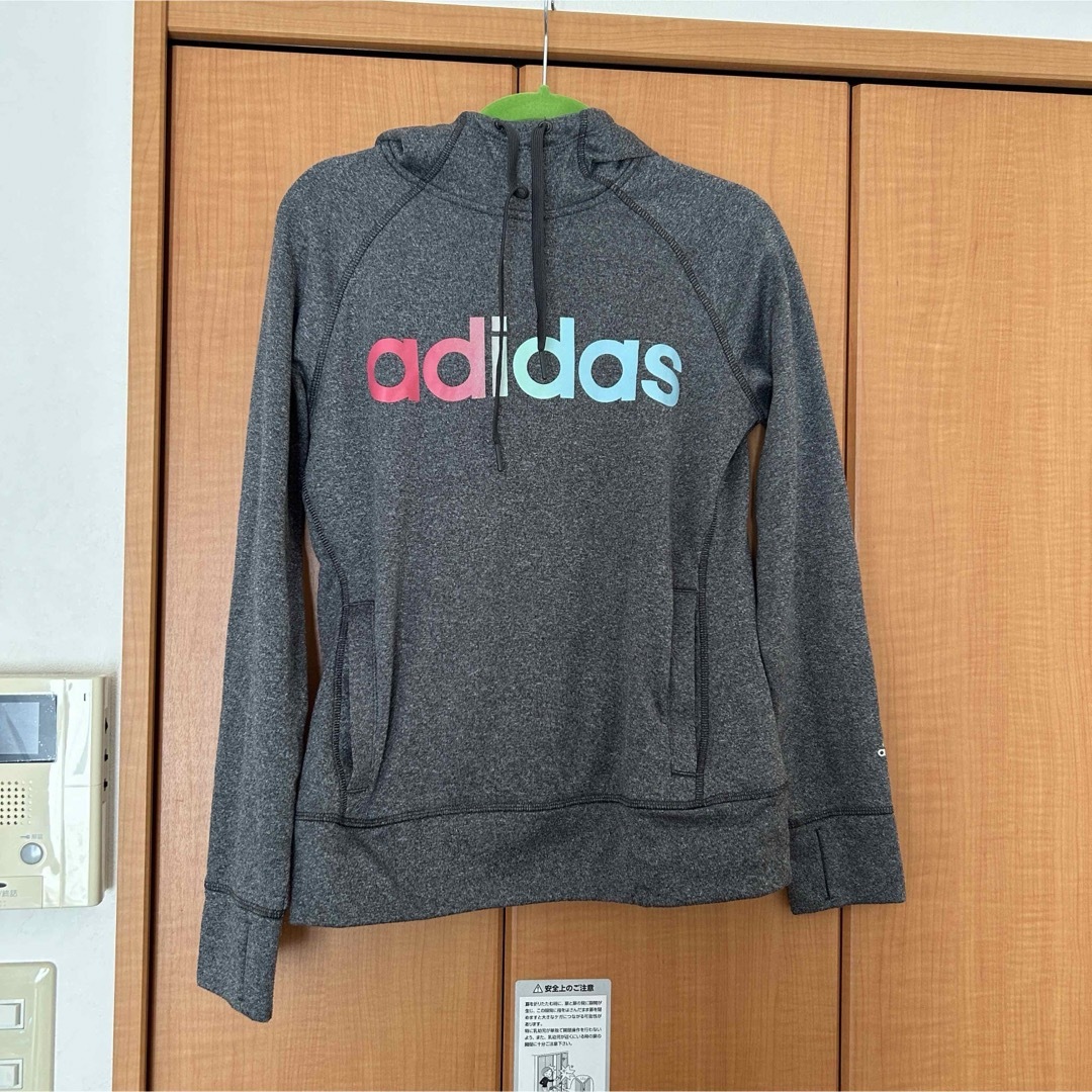 adidas(アディダス)のパーカー/adidas レディースのトップス(パーカー)の商品写真