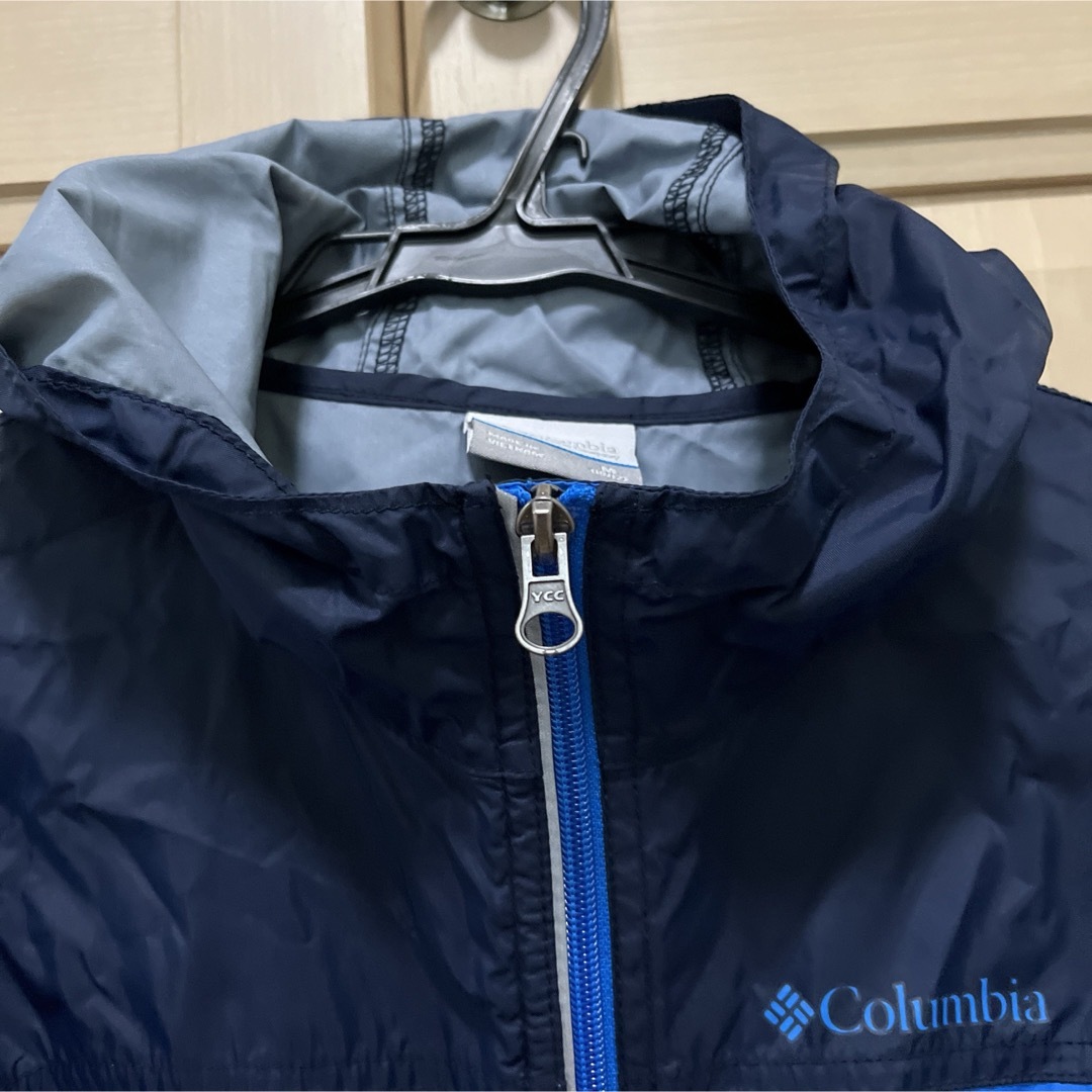 Columbia　150サイズ　キッズマウンテンパーカー　撥水 キッズ/ベビー/マタニティのキッズ服男の子用(90cm~)(ジャケット/上着)の商品写真