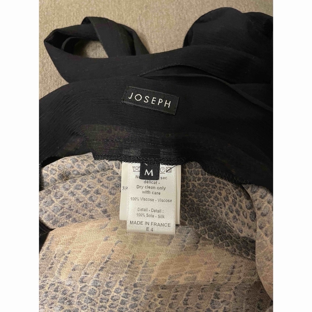JOSEPH(ジョゼフ)のJOSEPH フランス製 ラップスカート レディースのスカート(ひざ丈スカート)の商品写真