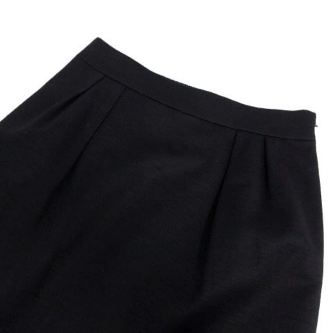 MACKINTOSH PHILOSOPHY(マッキントッシュフィロソフィー)のマッキントッシュフィロソフィー スカート 台形 ひざ丈 ストレッチ 濃紺 38 レディースのスカート(ひざ丈スカート)の商品写真