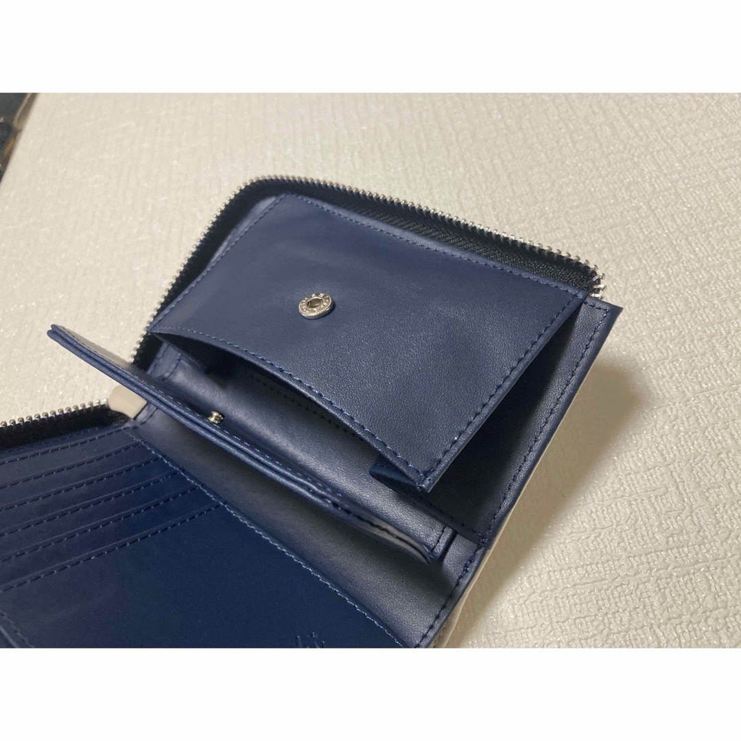【新品】合皮 L字ファスナー レディース メンズ財布 白系 メンズのファッション小物(折り財布)の商品写真