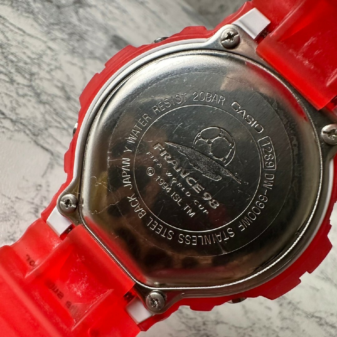 G-SHOCK(ジーショック)のCASIO カシオ G-SHOCK FRANCE98 フランスワールドカップ メンズの時計(腕時計(デジタル))の商品写真