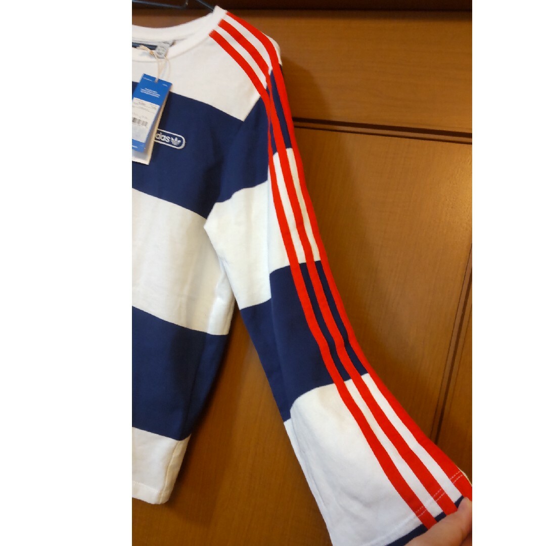 adidas(アディダス)の新品未使用 保管品 adidas ボーダー ロンt レディースのトップス(Tシャツ(長袖/七分))の商品写真